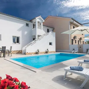 House Lijan Apartment Krk Town
